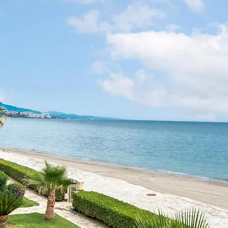 Estepona Beach Apartment Apartment *