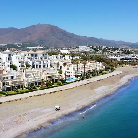 Estepona Beach Apartment Appartamento *